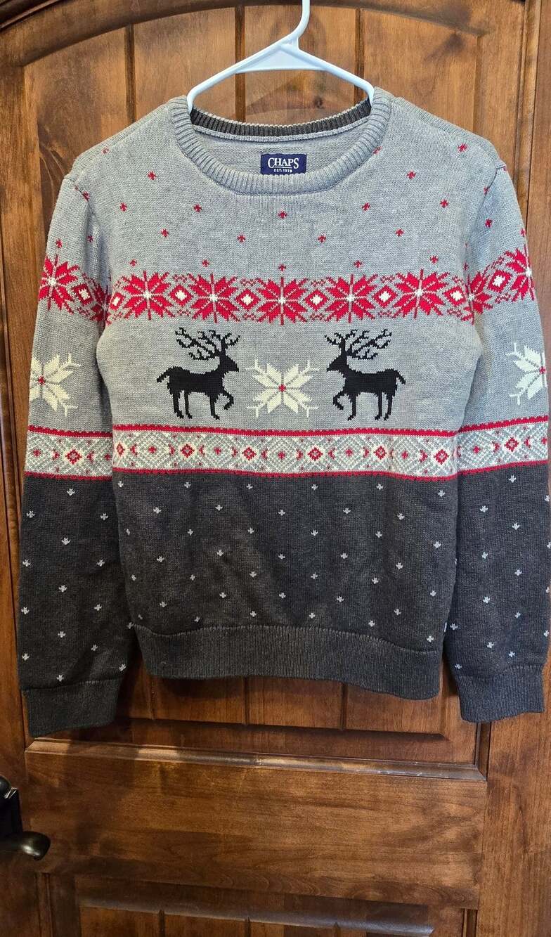 Chaps The Family Holiday Sweater M (10/12) Gray Reindeer Cotton Crew Neck